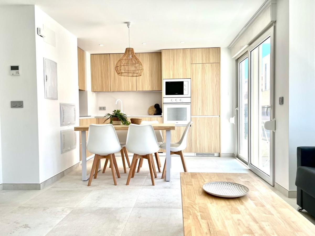 Sunrise Center Apartment *